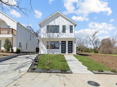 521 N Denley Drive, Dallas, TX 75203