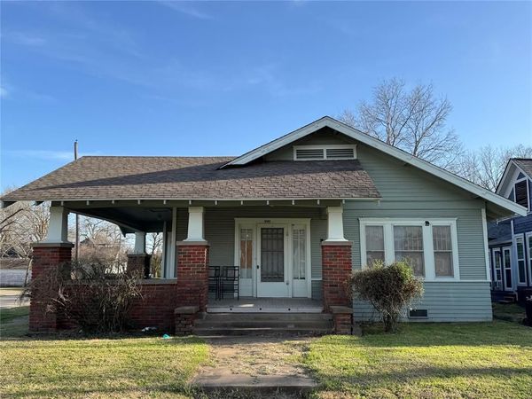 900 W Sears Street , Denison, TX 75020