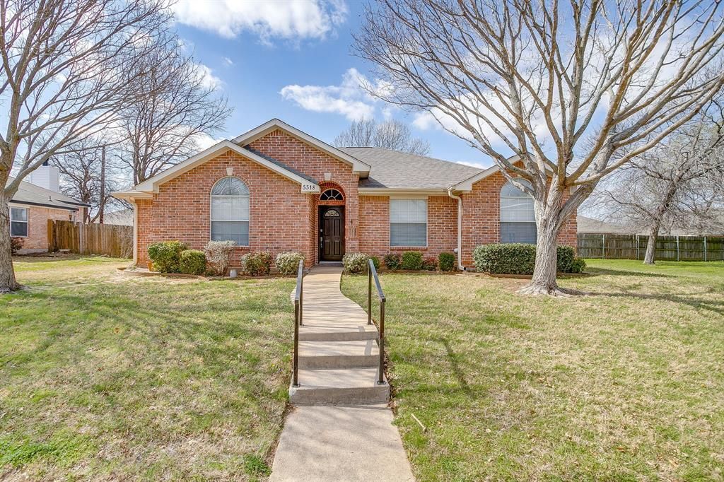 5518 Chimney Rock Drive, Arlington, TX 76017 Main Photo