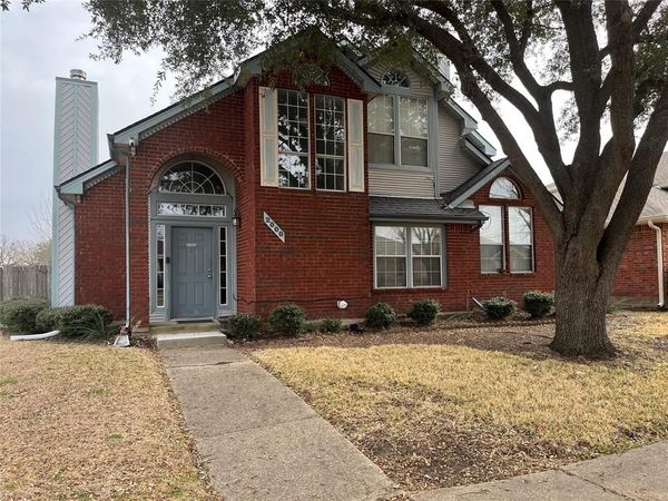 2000 Creek Royal Drive, Mesquite, TX 75181