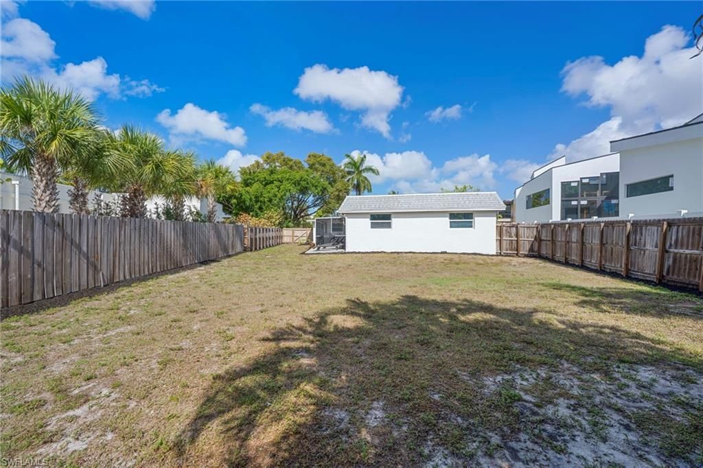 1220 10th Ave N, Naples, FL 34102 Photo