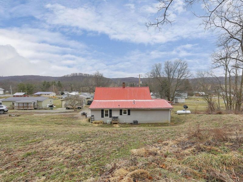 19616 North Street , Laurelville, OH 43135 Photo 26