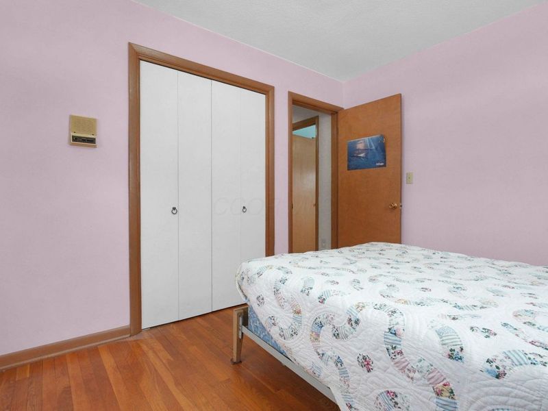 10468 Loches Road , Saint Louisville, OH 43071 Photo 16