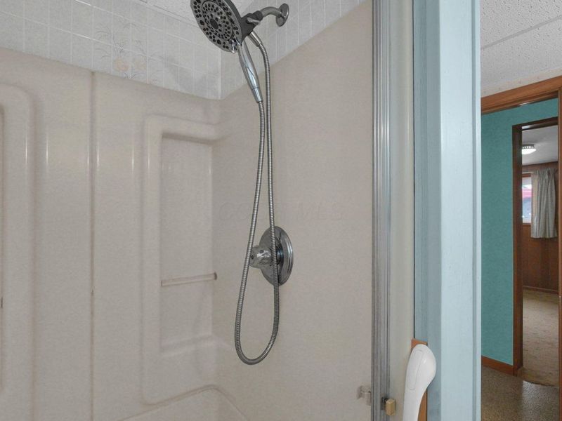 10468 Loches Road , Saint Louisville, OH 43071 Photo 24