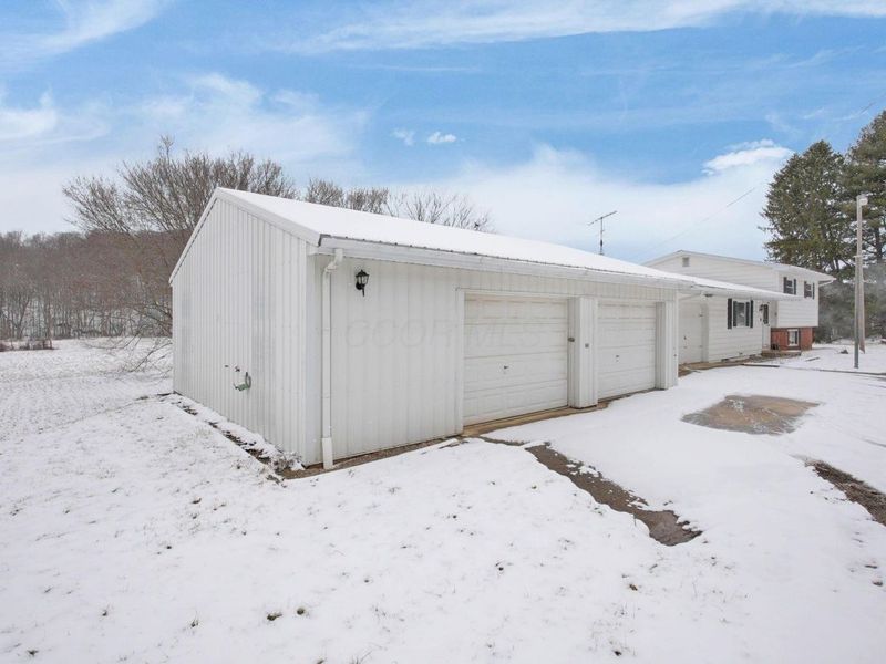 10468 Loches Road , Saint Louisville, OH 43071 Photo 32