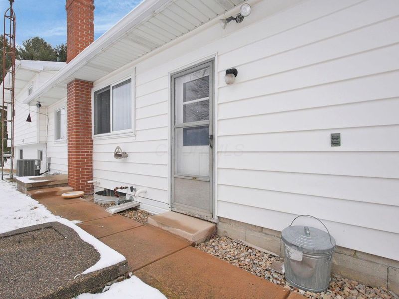 10468 Loches Road , Saint Louisville, OH 43071 Photo 35