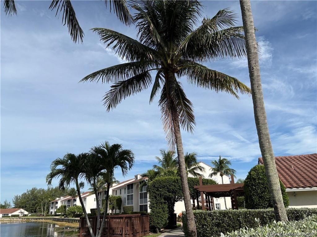 4492 NE Ocean Boulevard, Unit G2, Jensen Beach, FL 34957 Photo