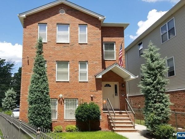 24 Van Vechten Street 2nd Fl., NEWARK, NJ 07114