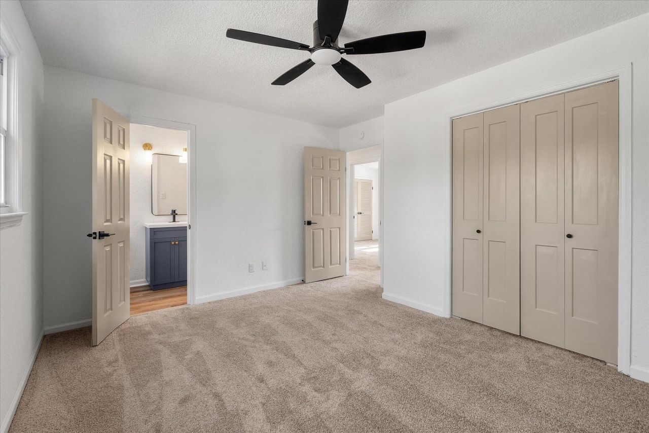 325 Fairington Drive Photo 19