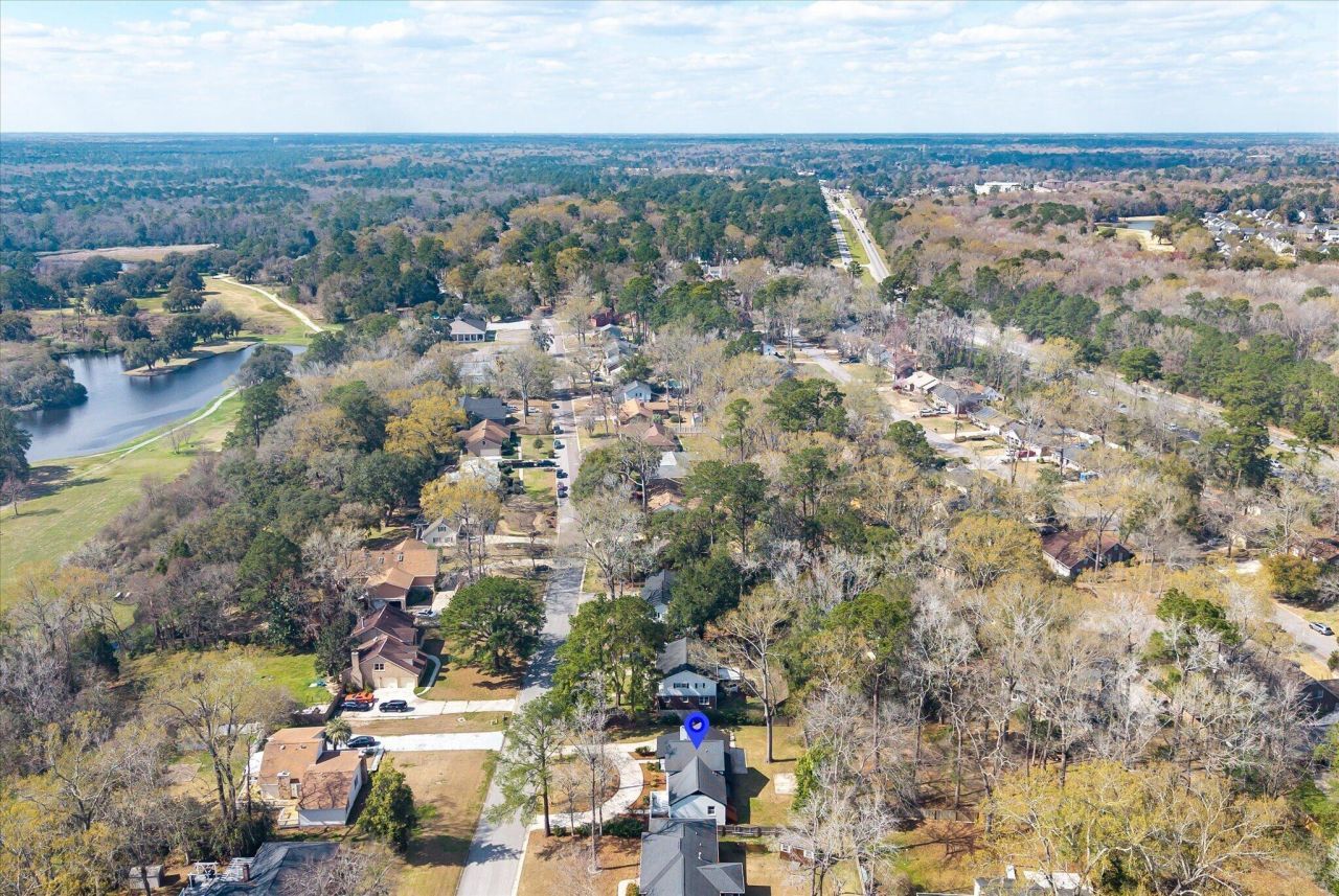 325 Fairington Drive Photo 45