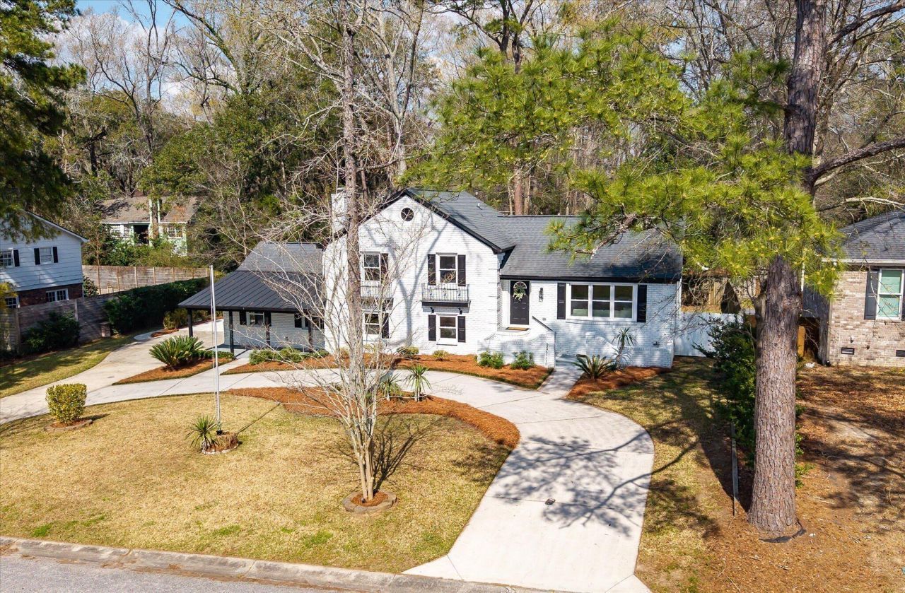 325 Fairington Drive Photo 47