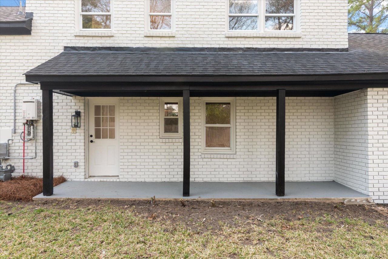 325 Fairington Drive Photo 52