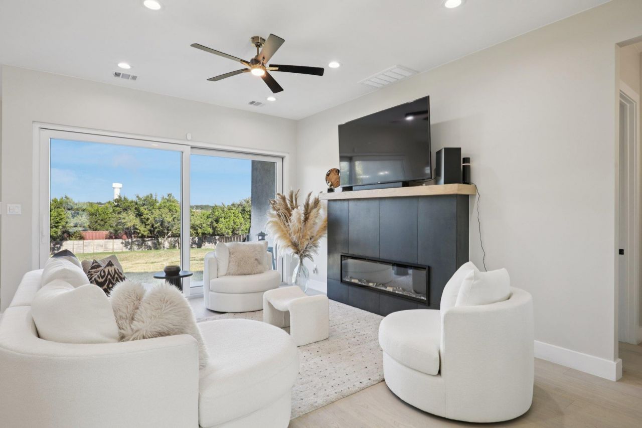 15108 General Williamson Dr, Austin, TX 78734 Main Photo