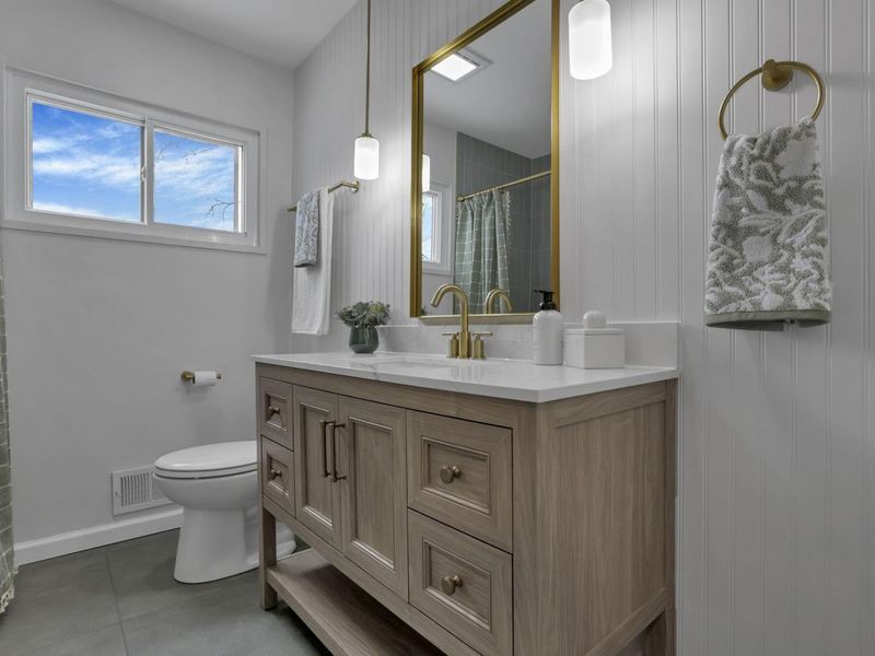 1310 Manfeld Drive, Columbus, OH 43227 Photo 18