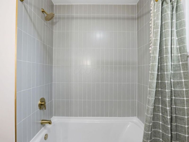 1310 Manfeld Drive, Columbus, OH 43227 Photo 19