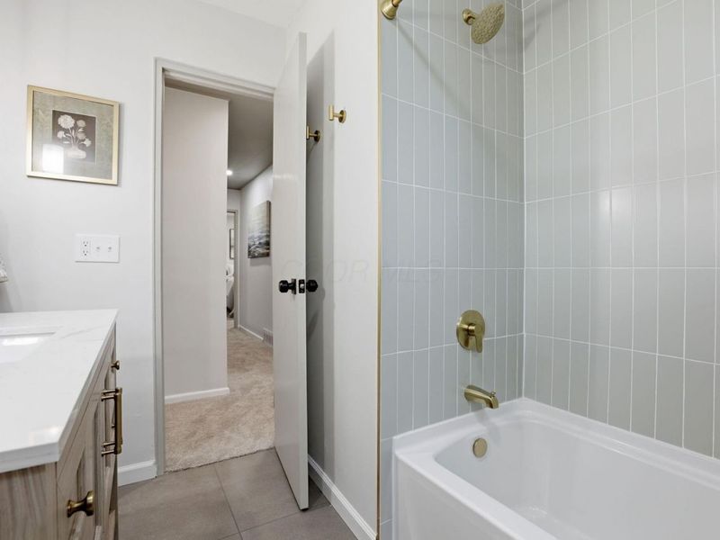 1310 Manfeld Drive, Columbus, OH 43227 Photo 20