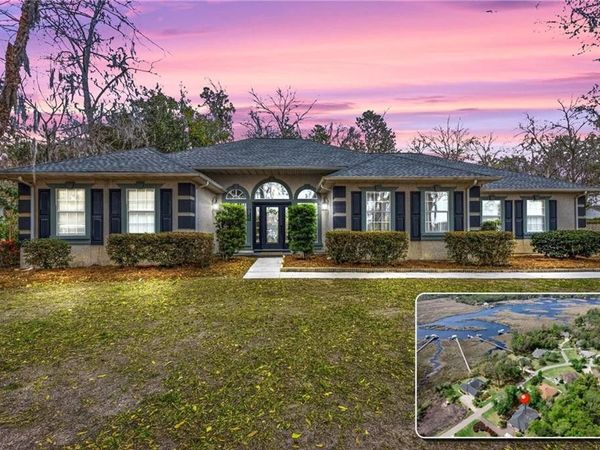 811 W Riverview Drive, St. Marys, GA 31558