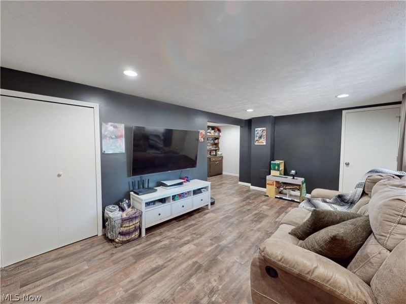 331 Lynn Circle NW, Canton, OH 44708 Photo 25