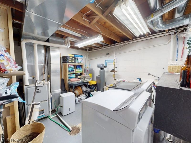 331 Lynn Circle NW, Canton, OH 44708 Photo 27