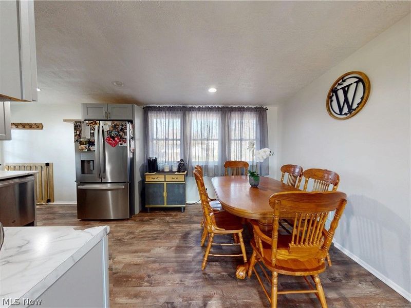 331 Lynn Circle NW, Canton, OH 44708 Photo 8