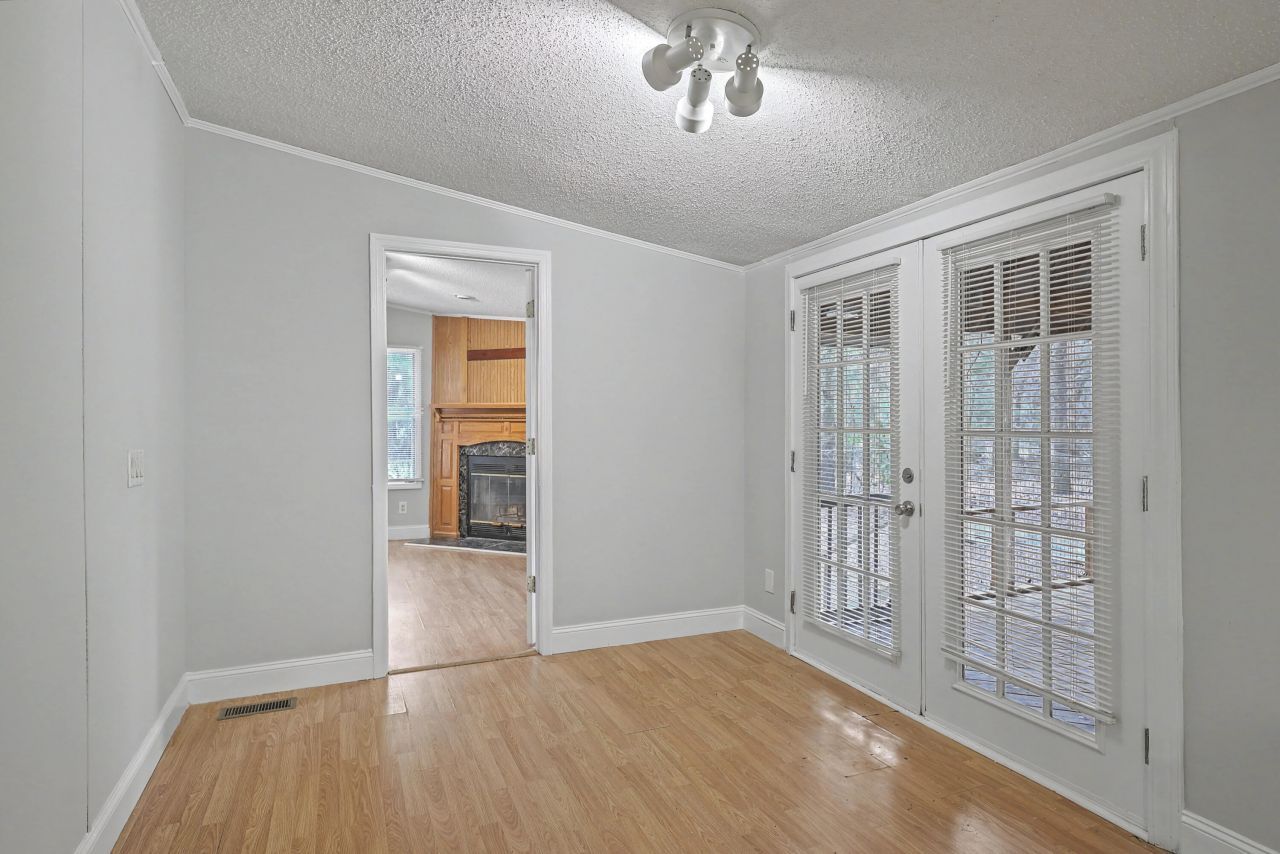 3587 Riley Wright Road Photo 18