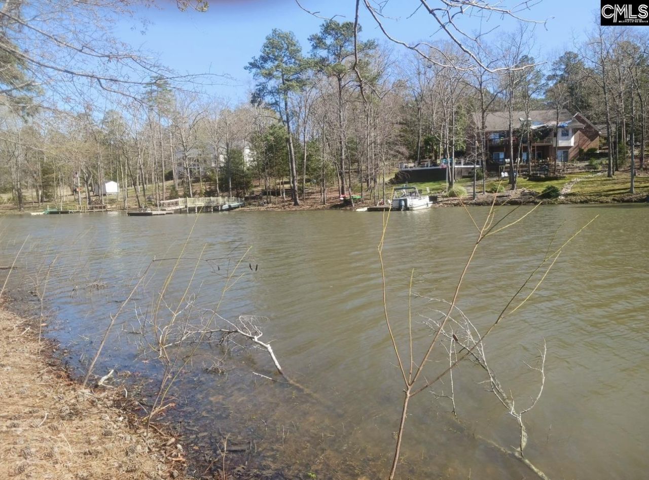 1061 Refuge Place  Photo 6