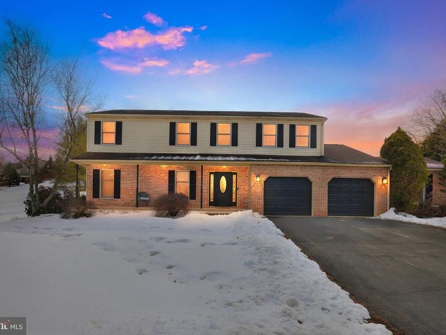 4744 Welby Drive, Schnecksville, PA 18078 Main Photo