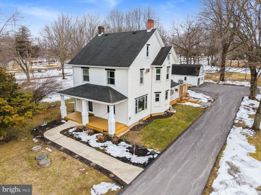 4303 NEWBURG ROAD , BETHLEHEM, PA 18020