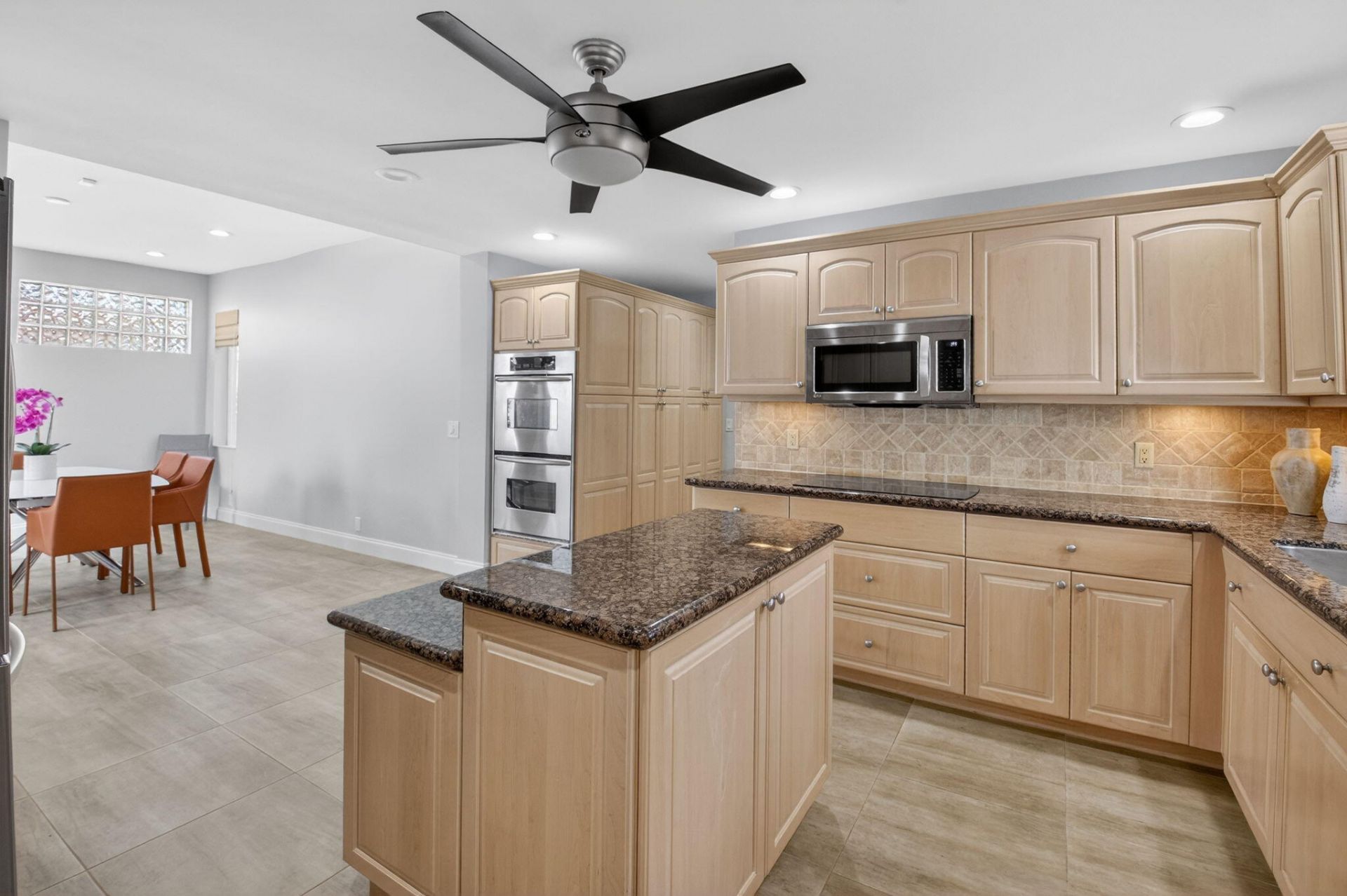 32 Estate Drive, Boynton Beach, FL 33436 Photo