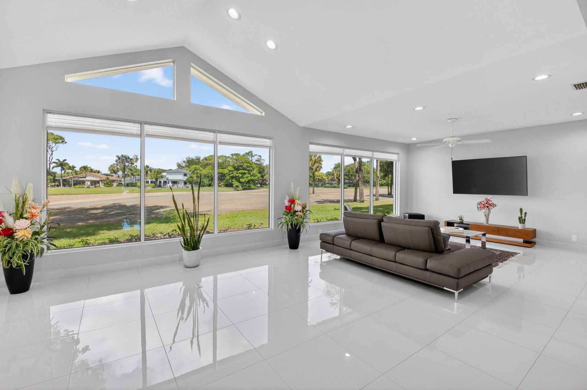 32 Estate Drive, Boynton Beach, FL 33436 Photo