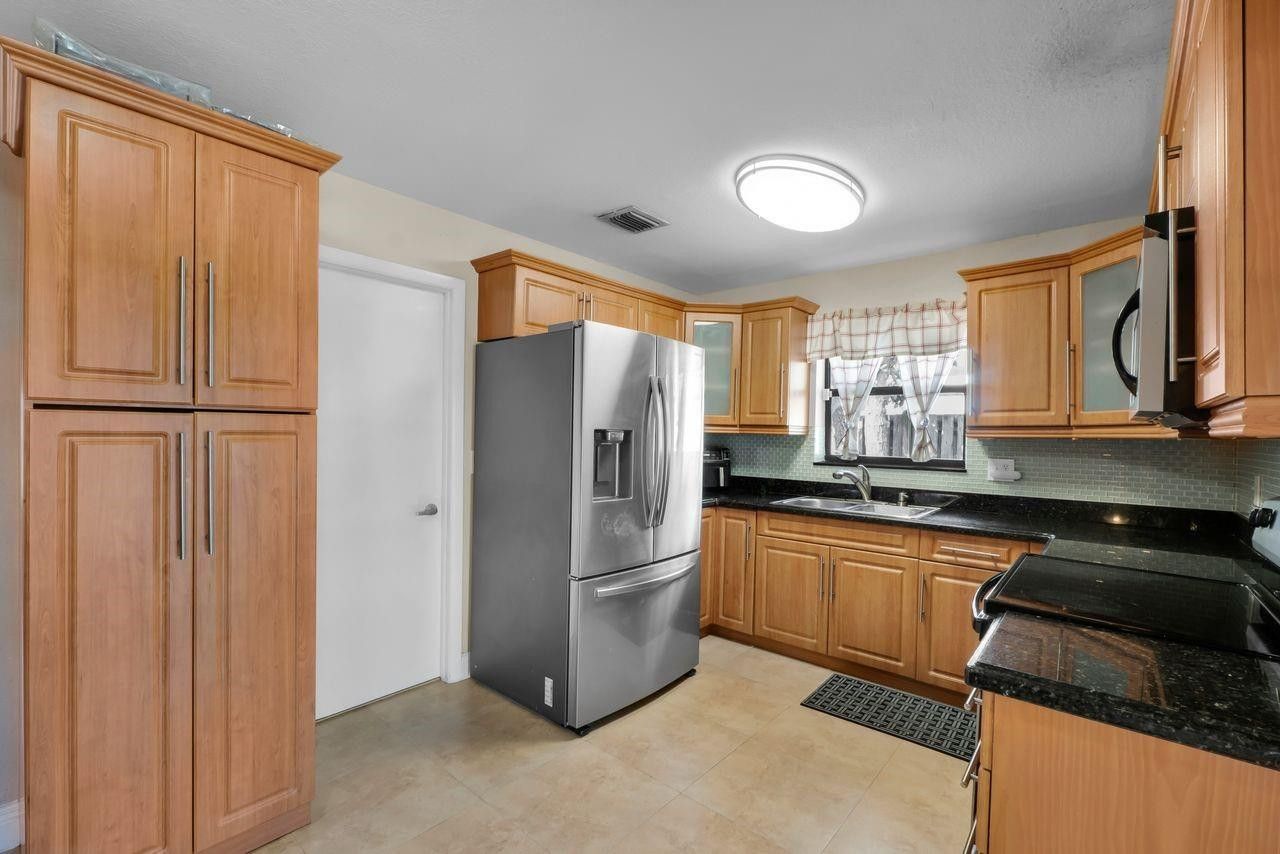 10901 Granite St, Boca Raton, FL 33428 Photo