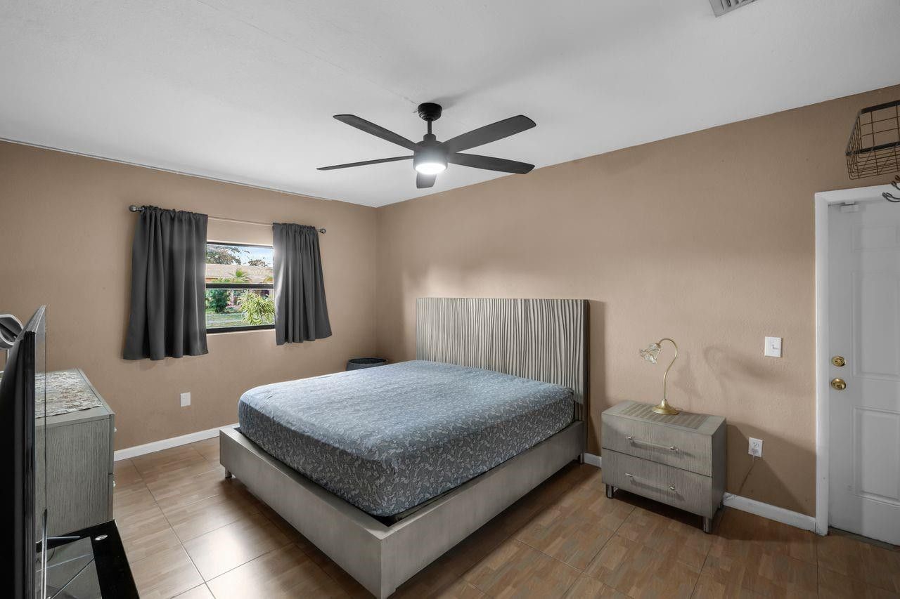 10901 Granite St, Boca Raton, FL 33428 Photo