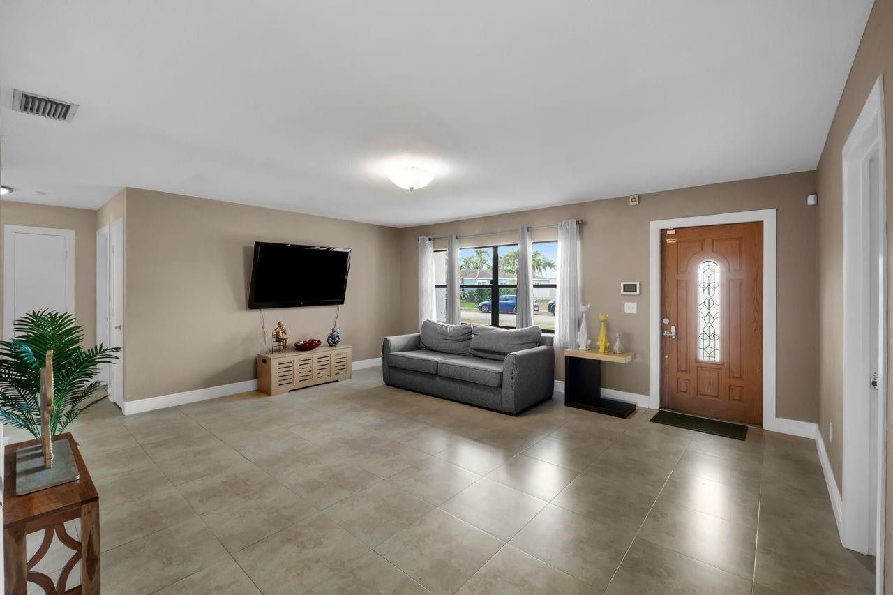 10901 Granite St, Boca Raton, FL 33428 Photo