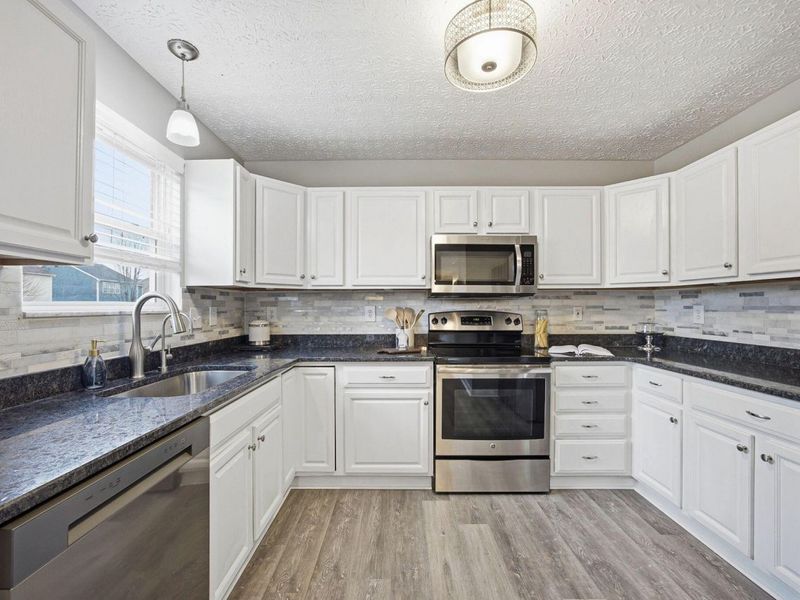 1767 Ashburn Drive , Delaware, OH 43015 Photo 16