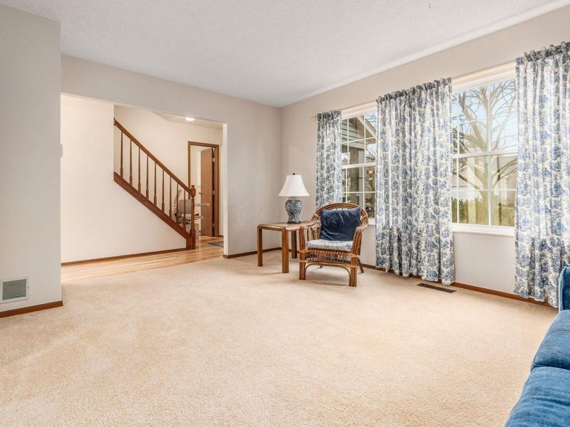 7480 Gardenview Place, Dublin, OH 43016 Photo 3