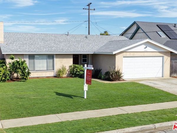 1940 Pelican Avenue, Ventura, CA 93003