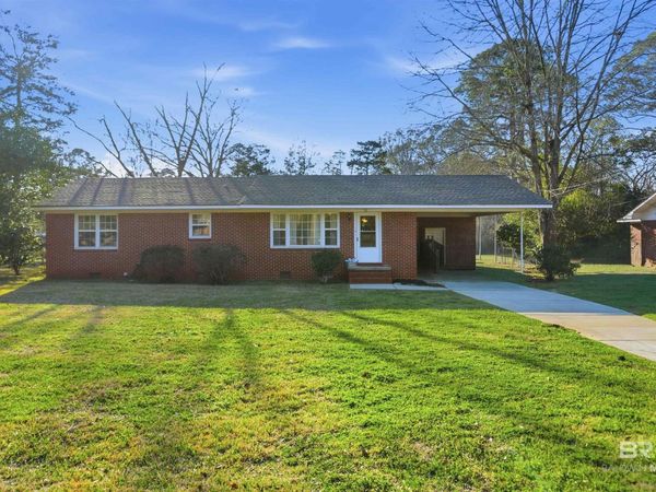 52 Perry Avenue, Monroeville, AL 36460