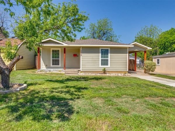 2624 Townsend Drive, Fort Worth, TX 76110