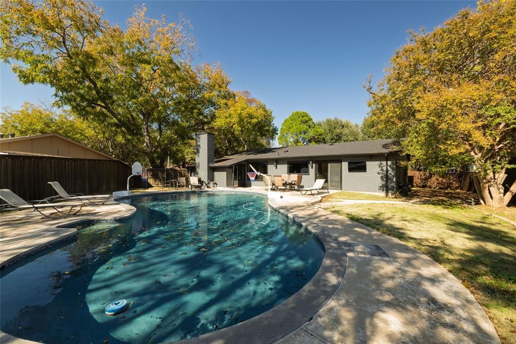 4100 Foxmoor Court, Arlington, TX 76016 Main Photo