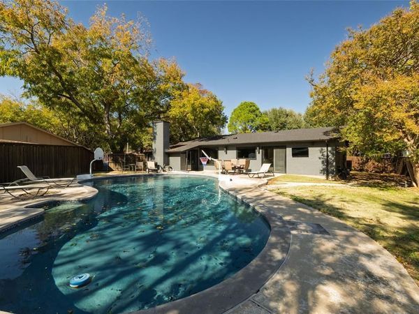 4100 Foxmoor Court, Arlington, TX 76016