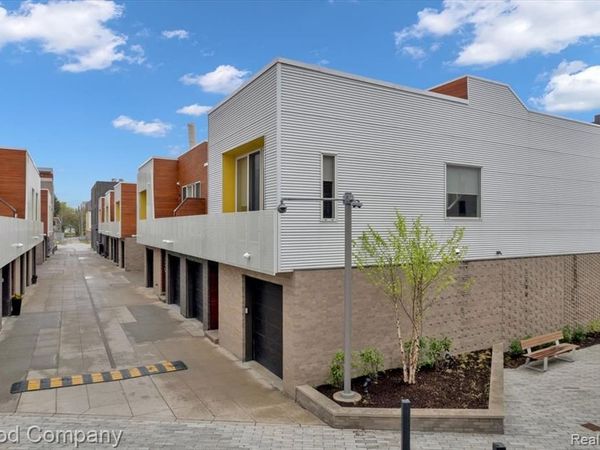 2840 John R Street, Detroit, MI 48201