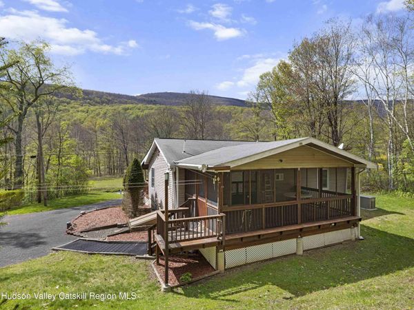 296 Diamond Notch Road, Lanesville, NY 12450