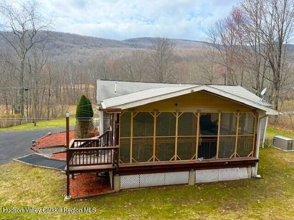 296 Diamond Notch Road, Lanesville, NY 12450