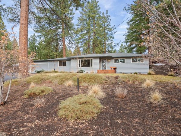 1348 NW Vicksburg Avenue, Bend, OR 97703