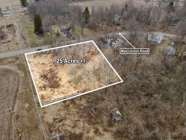 569 W Union City Road, Union City, MI 49094