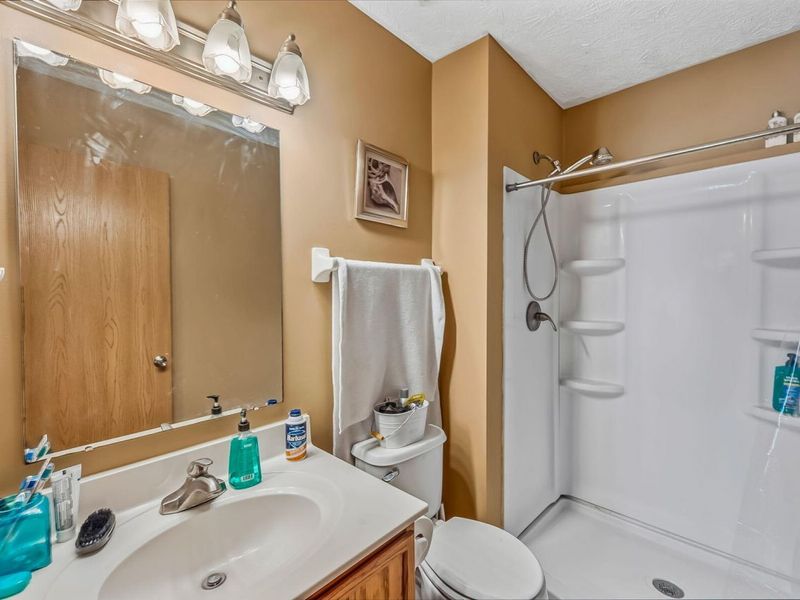 1052 Braxton Boulevard, London, OH 43140 Photo 16