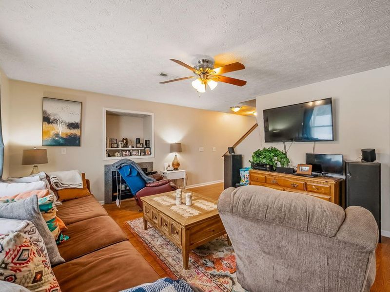 1052 Braxton Boulevard, London, OH 43140 Photo 6