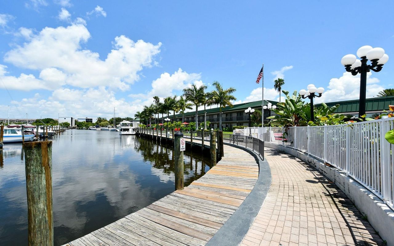 7150 N Tamiami Trail , Unit S-614, Sarasota, FL 34243 Photo