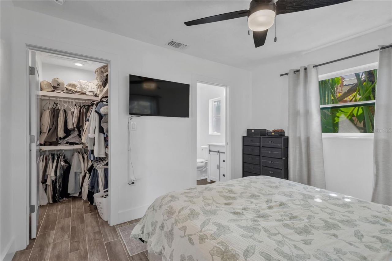 1867 Maryland Avenue Ne, Saint Petersburg, FL 33703 Photo