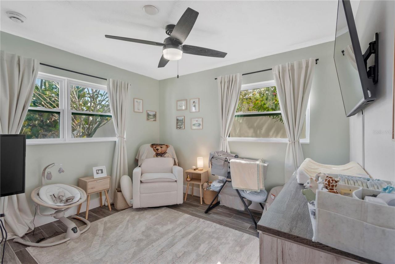 1867 Maryland Avenue Ne, Saint Petersburg, FL 33703 Photo